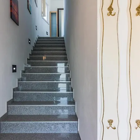 Stunning In With House Sea View Apartamento *