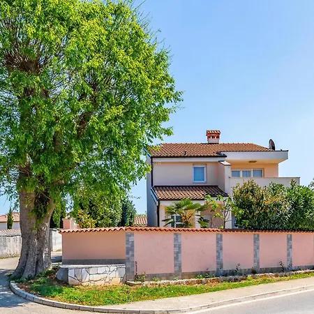 Two-bedroom In Appartamento