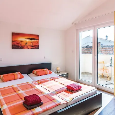 Two-bedroom In Appartamento Fažana