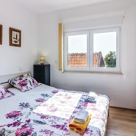 Two-bedroom In Fažana